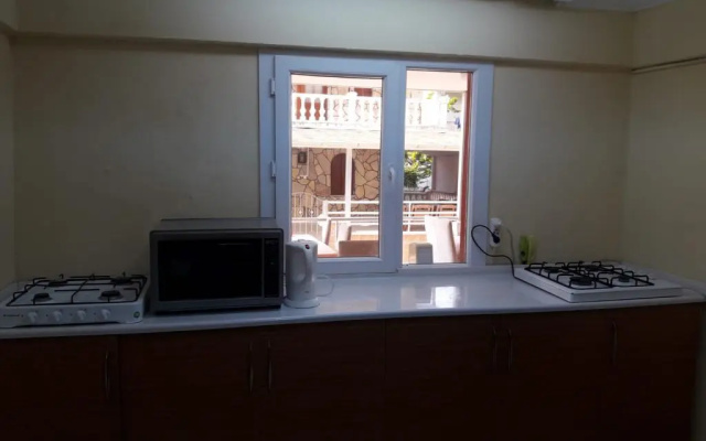Zeybek Otel