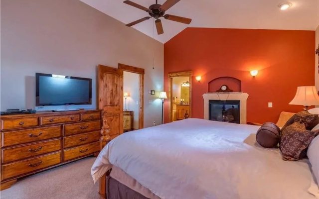 Firelight Luxury