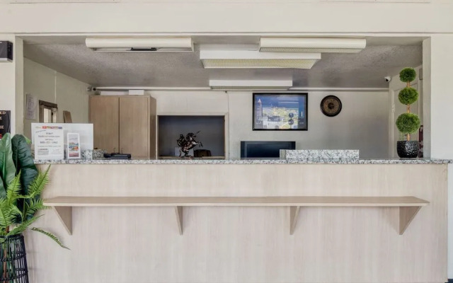 Haven Inn & Suites