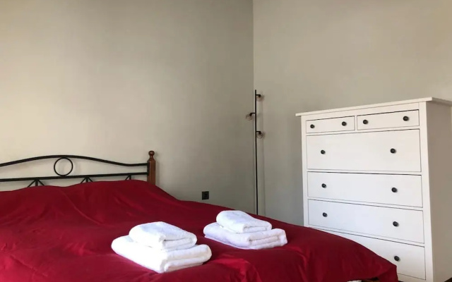 Luxurious Apartment With big Balcony Best Location