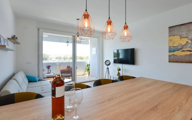 Sea view apartment Zara Luminosa