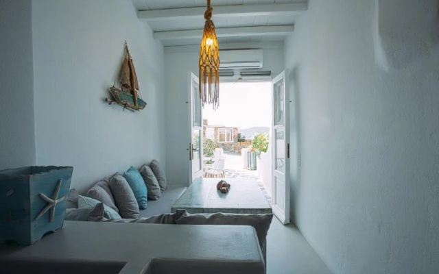 Mykonos Supreme Comfort Suites & Villas
