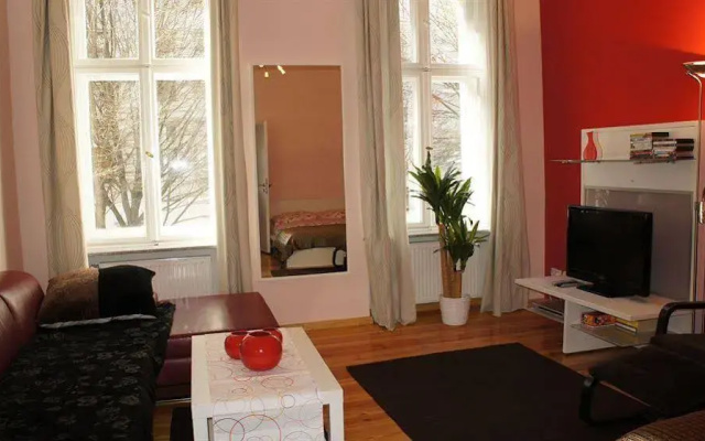 2-room Apartment Emdener Strasse