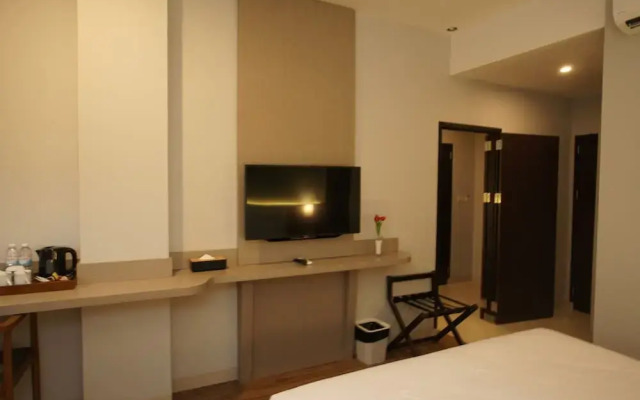 Hexton Hotel Lampung by Amazing