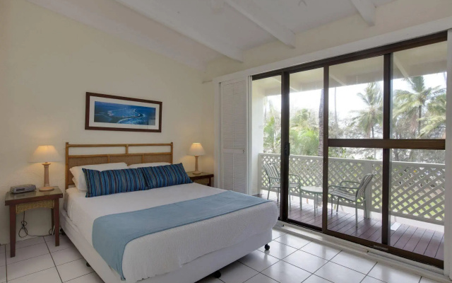 Seascape Holidays – Beachfront Terraces