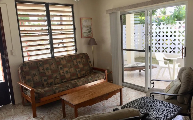 Esperanza Oceanfront Apartments