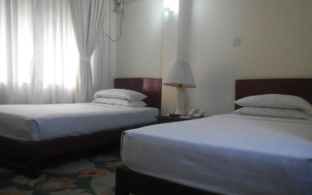 Eden Palace Hotel