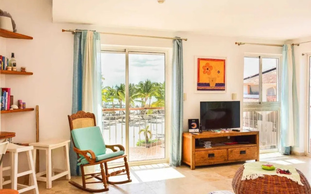 Cadaques Caribe Apartment