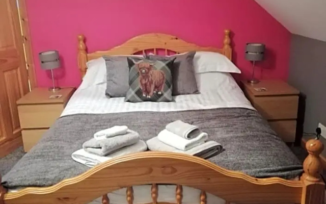 Corrie View (Adults Only)
