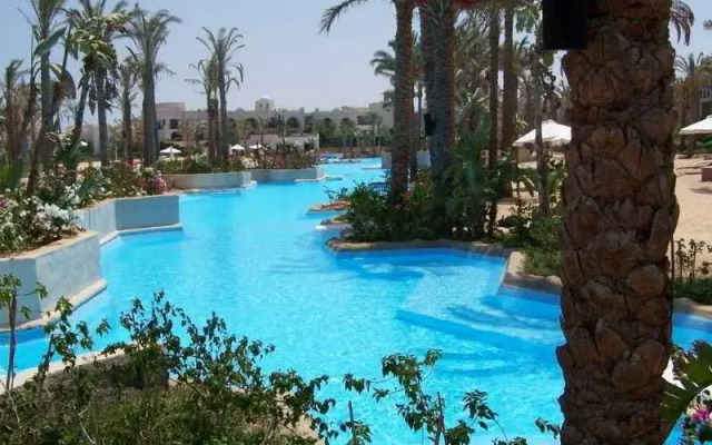 Crowne Plaza Sahara Oasis & Sands Port Ghalib Resort - Sahara Sa