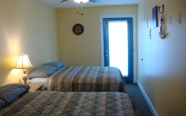 Put-in-Bay Waterfront Condo #206