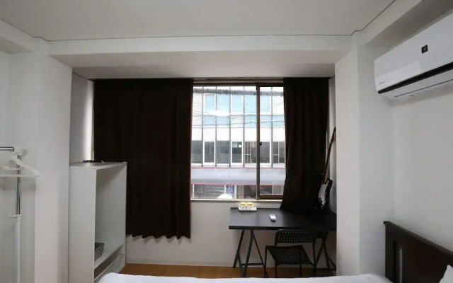 Shinsaibashi Qilv Apartments