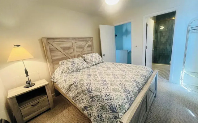 Rodney Avenue 107d