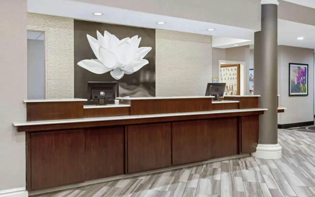 La Quinta Inn & Suites Birmingham Hoover