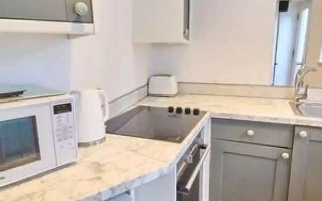 Host Stay St Radigunds House