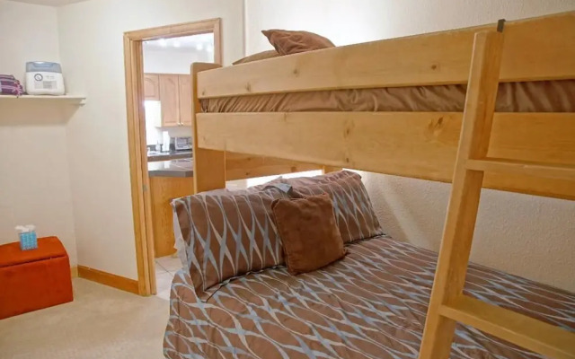 Lion Square Lodge #277 - 2 Br Apts