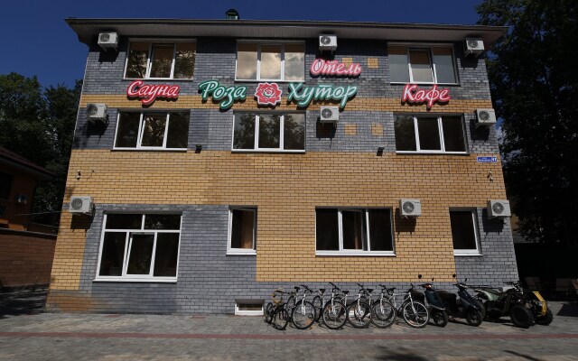 Гостиница Мини-отель Роза-Хутор в Нижнем Новгороде 6 отзывов об отеле, цены и фото номеров - забронировать гостиницу Мини-отель Роза-Хутор онлайн Нижний Новгород вид на фасад