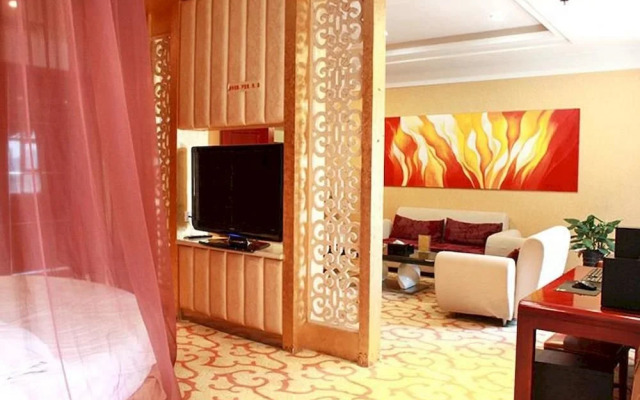 Shi Ji Huang Chao Holiday Hotel