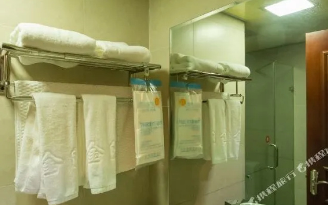 Jinhong Business Hotel