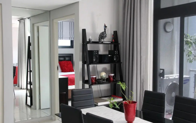 605 Flatrock Suites