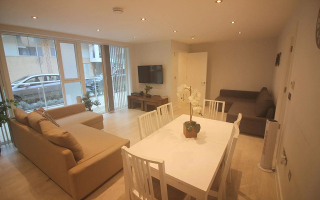 Peymans - The Station Suite Serviced Apartment