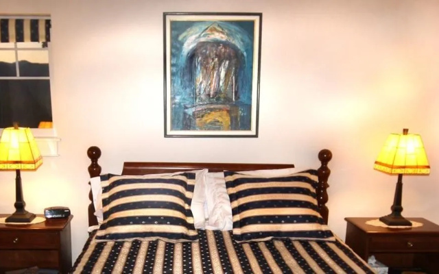 Villa Columbia Bed & Breakfast