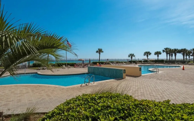Silver Beach Towers - Penthouse106e