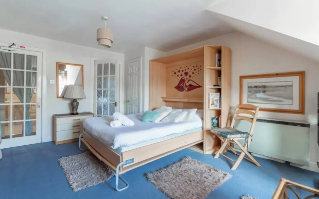 Edinburgh City Retreat - Edinburgh City Centre 3 min Walk to Edinburgh Castle