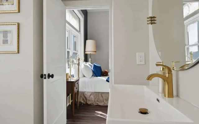 The Bavarian Inn 4 Chic Stay