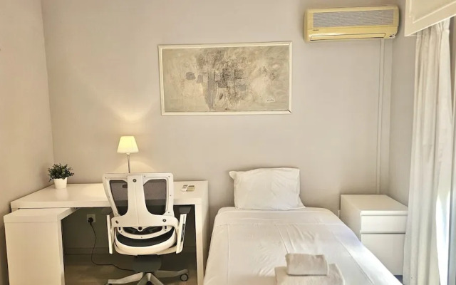 24 NIC - Stay Charm Classic Apartment