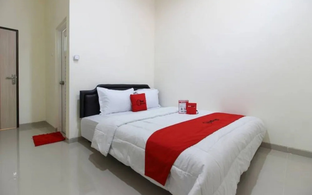RedDoorz near Malioboro Mall 2
