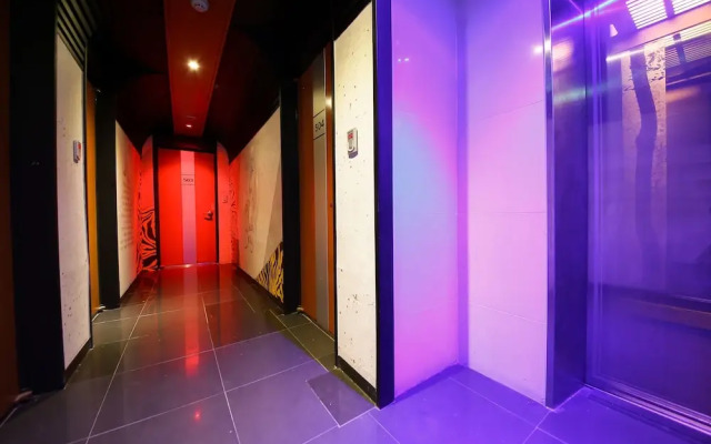 Amor Hotel(아모어 호텔)