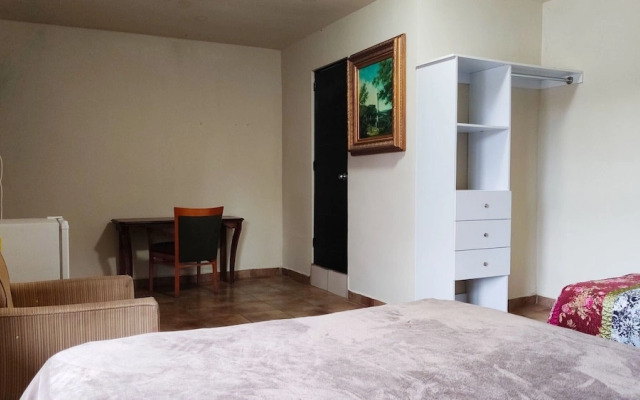 OYO Hotel Los Pinos