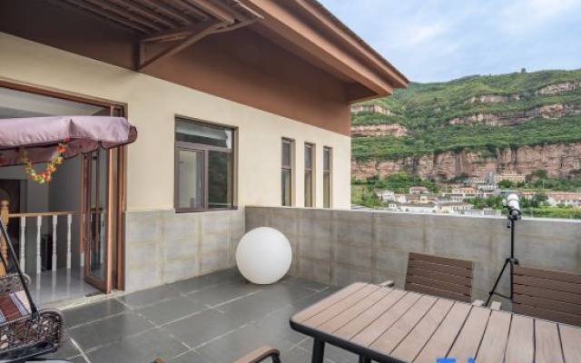 Immerse Villa