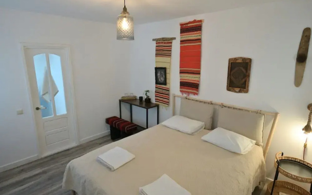 Alunis Retreat