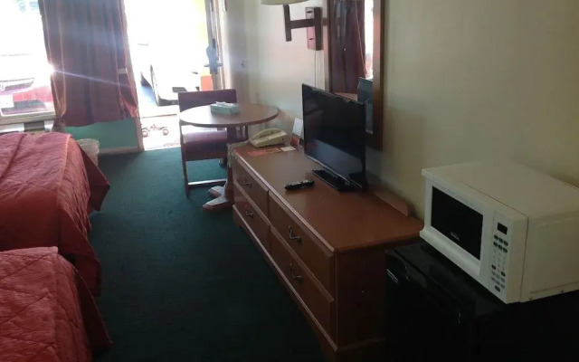 Budget Inn