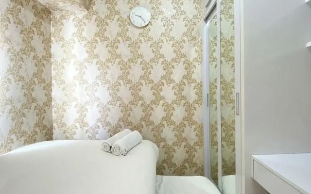 Comfort Stay 2Br At Springlake Summarecon Bekasi Apartment