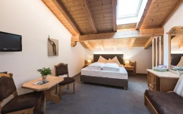 Hotel Alpenhof