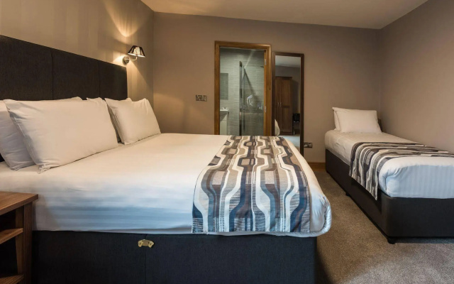 Springfield Hotel