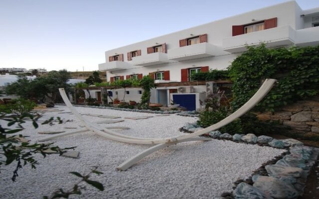 Hotel Psarou Beach вид на фасад
