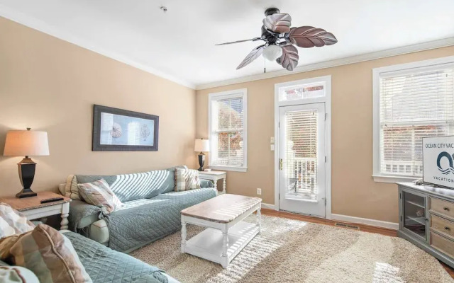 44 Sunset Island Dr