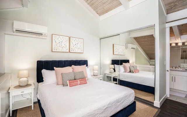 Luana Kai C306 2 Bedroom Condo