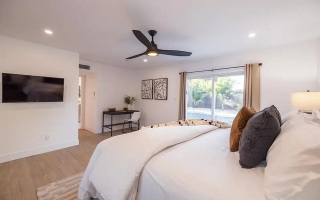 Scottsdale Dreyfus 5 Bedroom Home by RedAwning