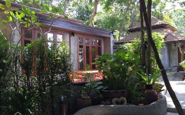 Отель Dusit Buncha Resort Koh Tao вид на фасад