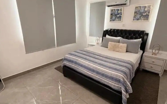Deanery Apartments - Pool - AC - 24hrs