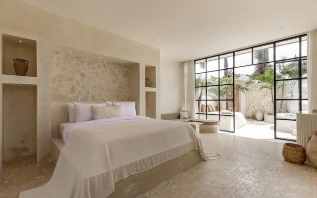 Luxe & Unique Honeymoon Bocami Suites-1 By OriVista