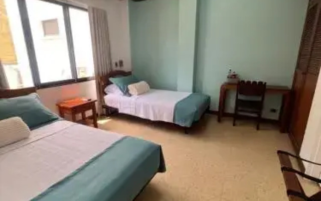 Hotel Caucasia