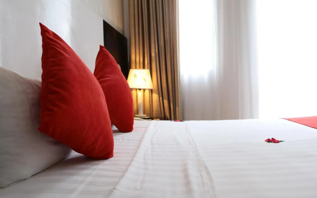 Golden Spring Hotel