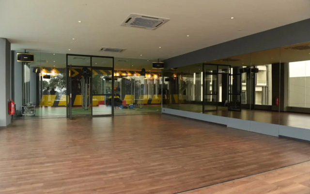 Vangohh Eminent Hotel & Spa