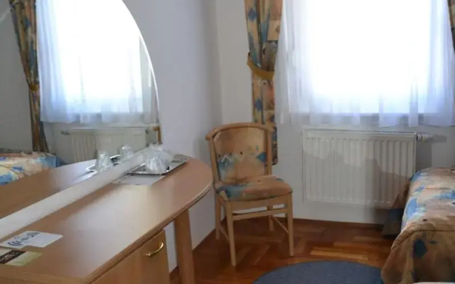 Leier Business Hotel